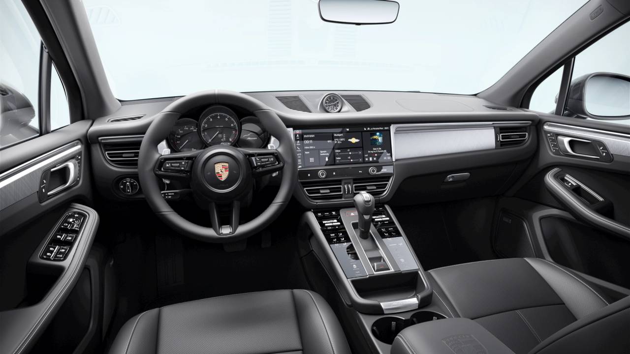 2026 Porsche Macan Base