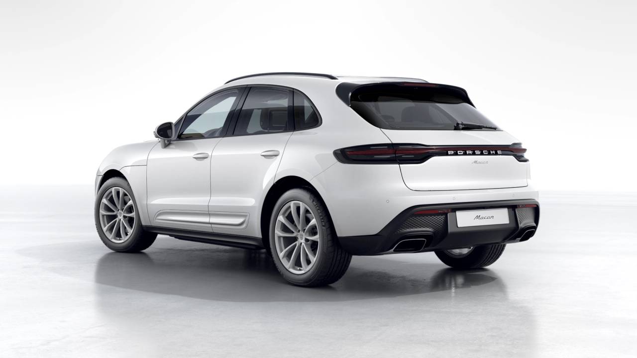 2026 Porsche Macan Base