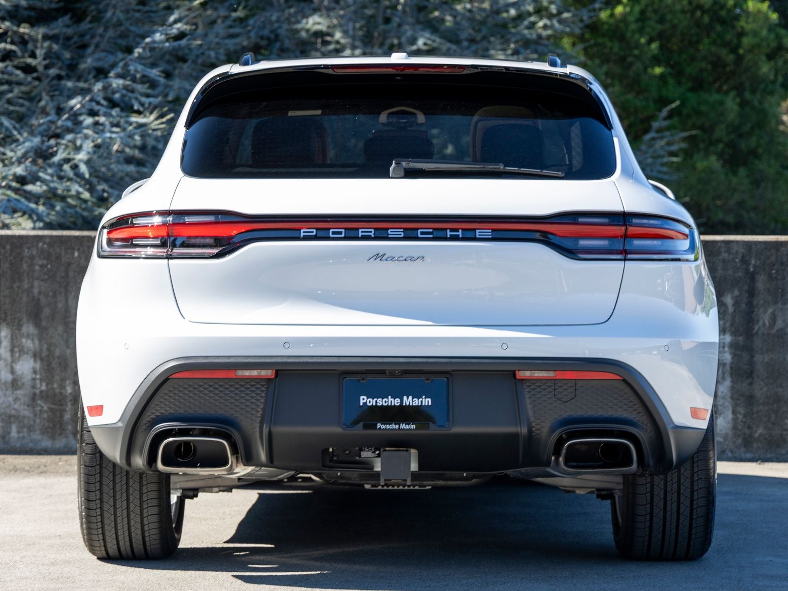 2026 Porsche Macan Base