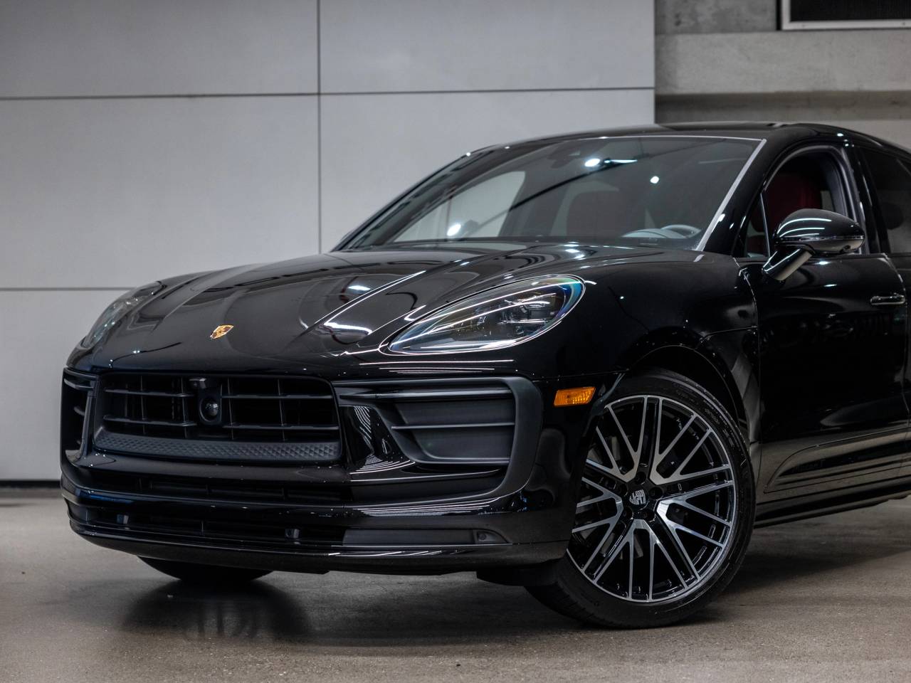 2025 Porsche Macan Macan T