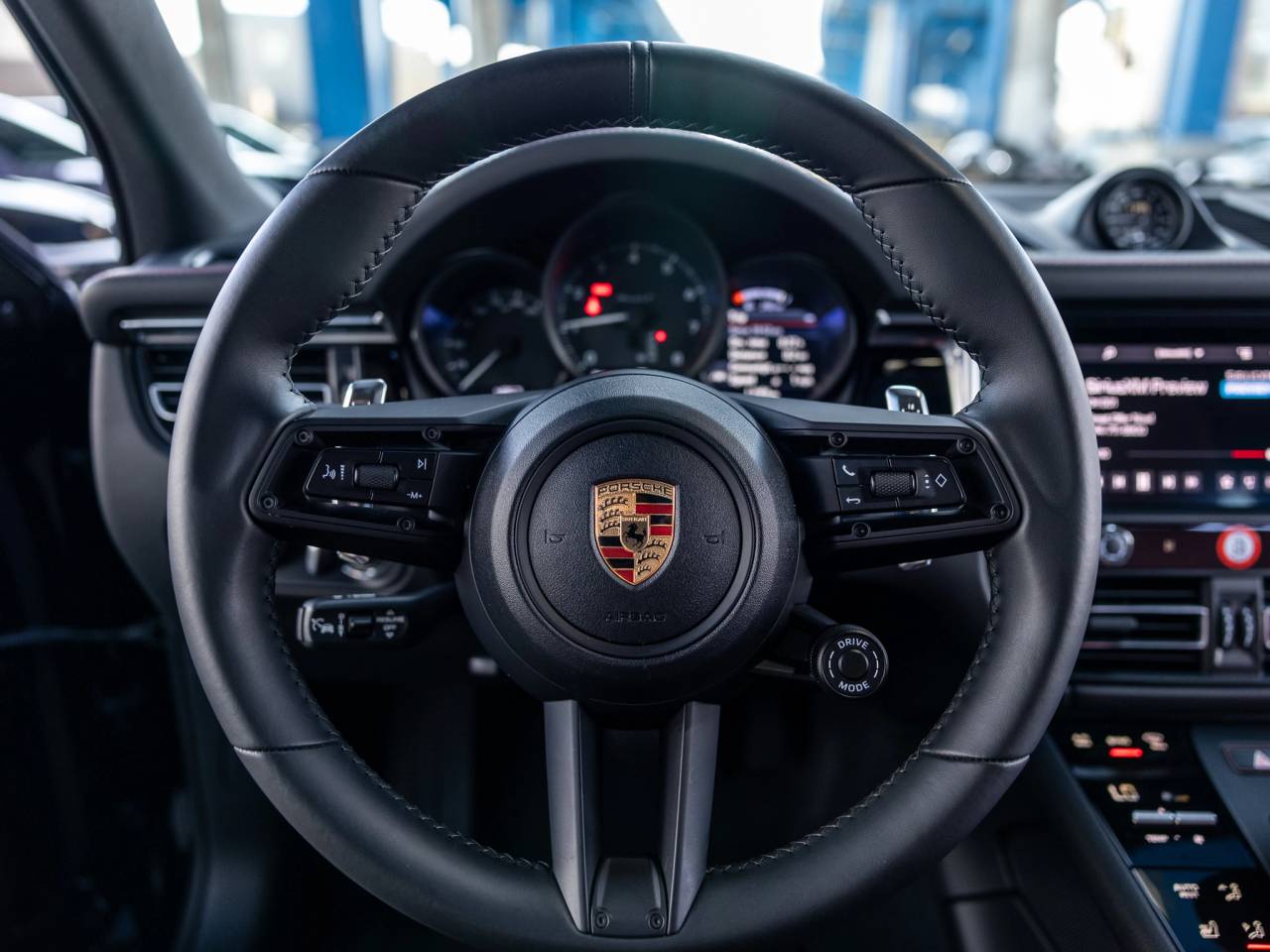 2025 Porsche Macan Macan T