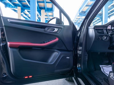 2025 Porsche Macan Macan T