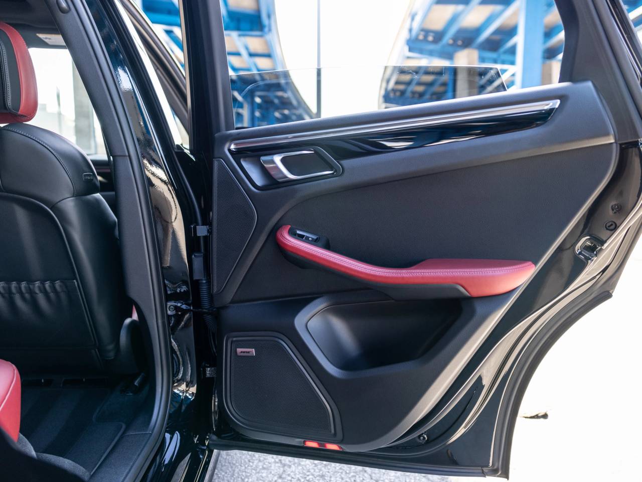 2025 Porsche Macan Macan T