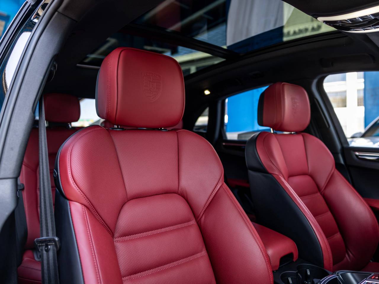 2025 Porsche Macan Macan T