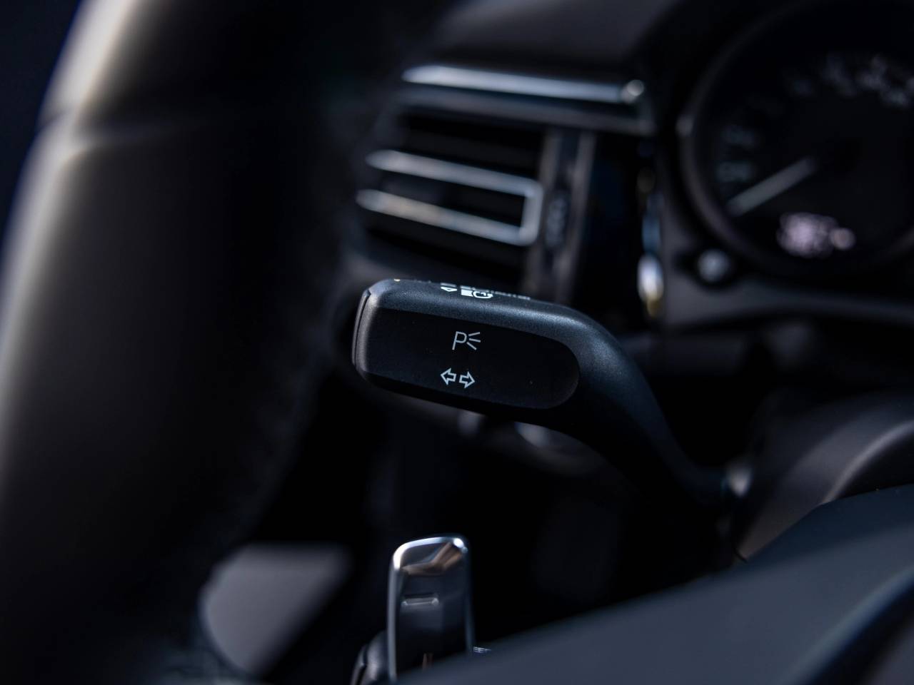 2025 Porsche Macan Macan T