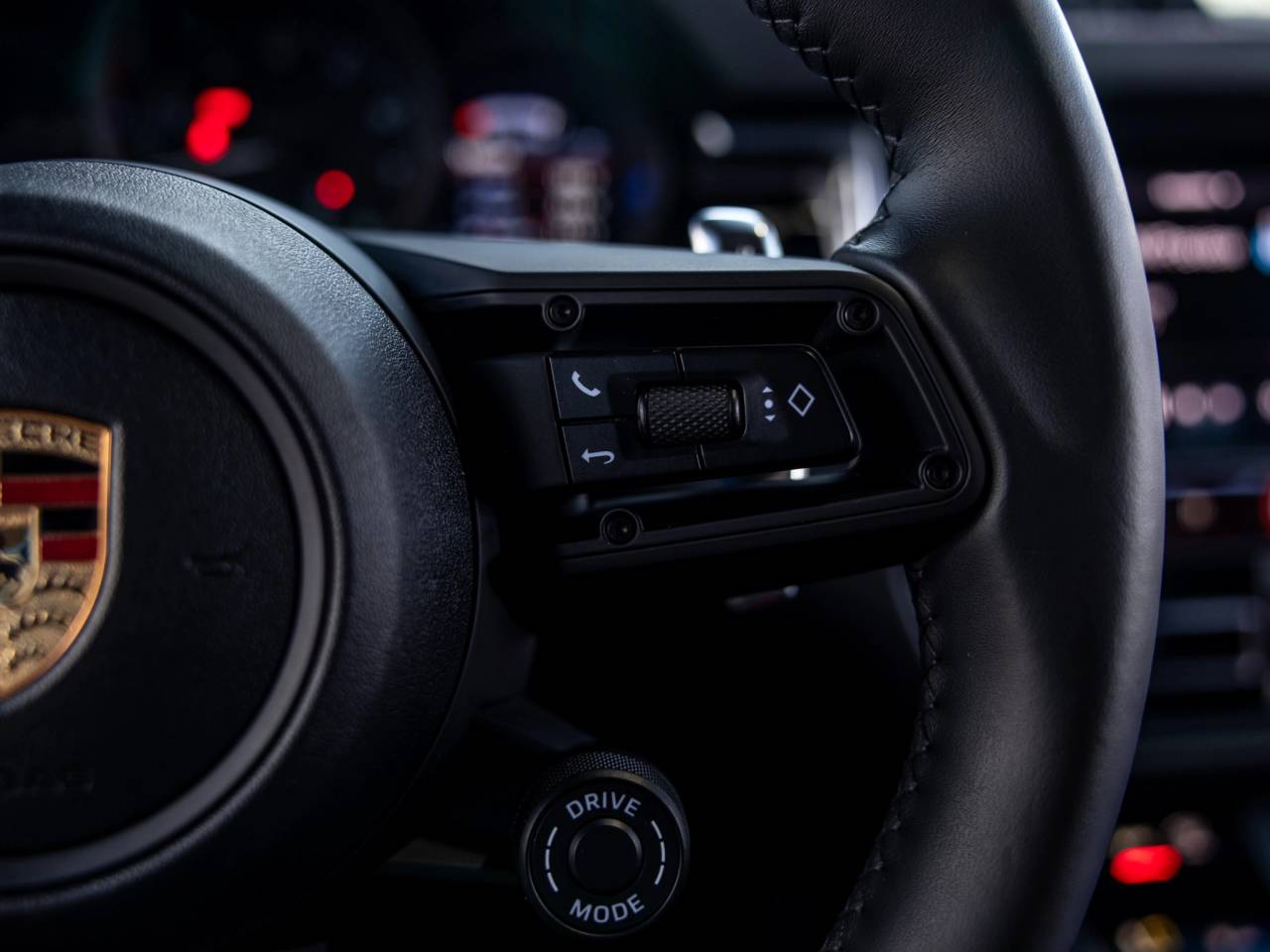 2025 Porsche Macan Macan T