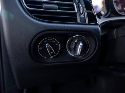 2025 Porsche Macan Macan T