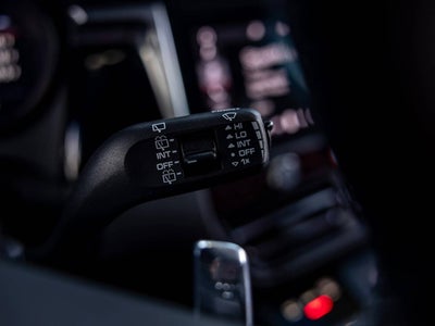 2025 Porsche Macan Macan T