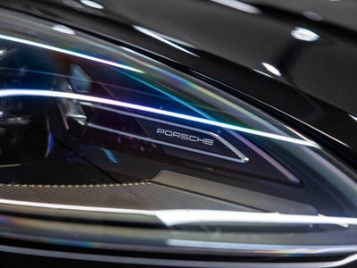 2025 Porsche Macan Macan T