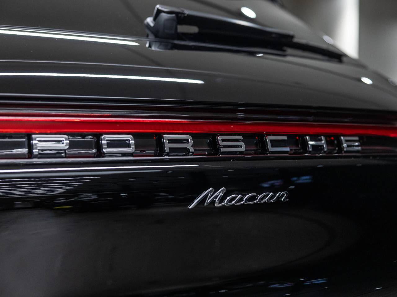 2026 Porsche Macan Macan