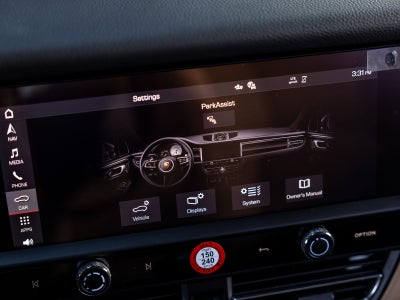 2026 Porsche Macan Base