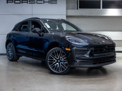 2026 Porsche Macan Base