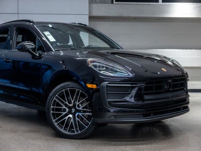 2026 Porsche Macan Base