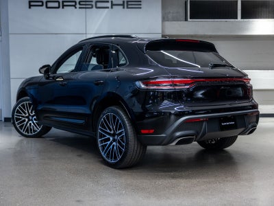 2026 Porsche Macan Base