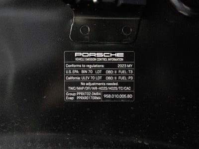 2023 Porsche Macan Base