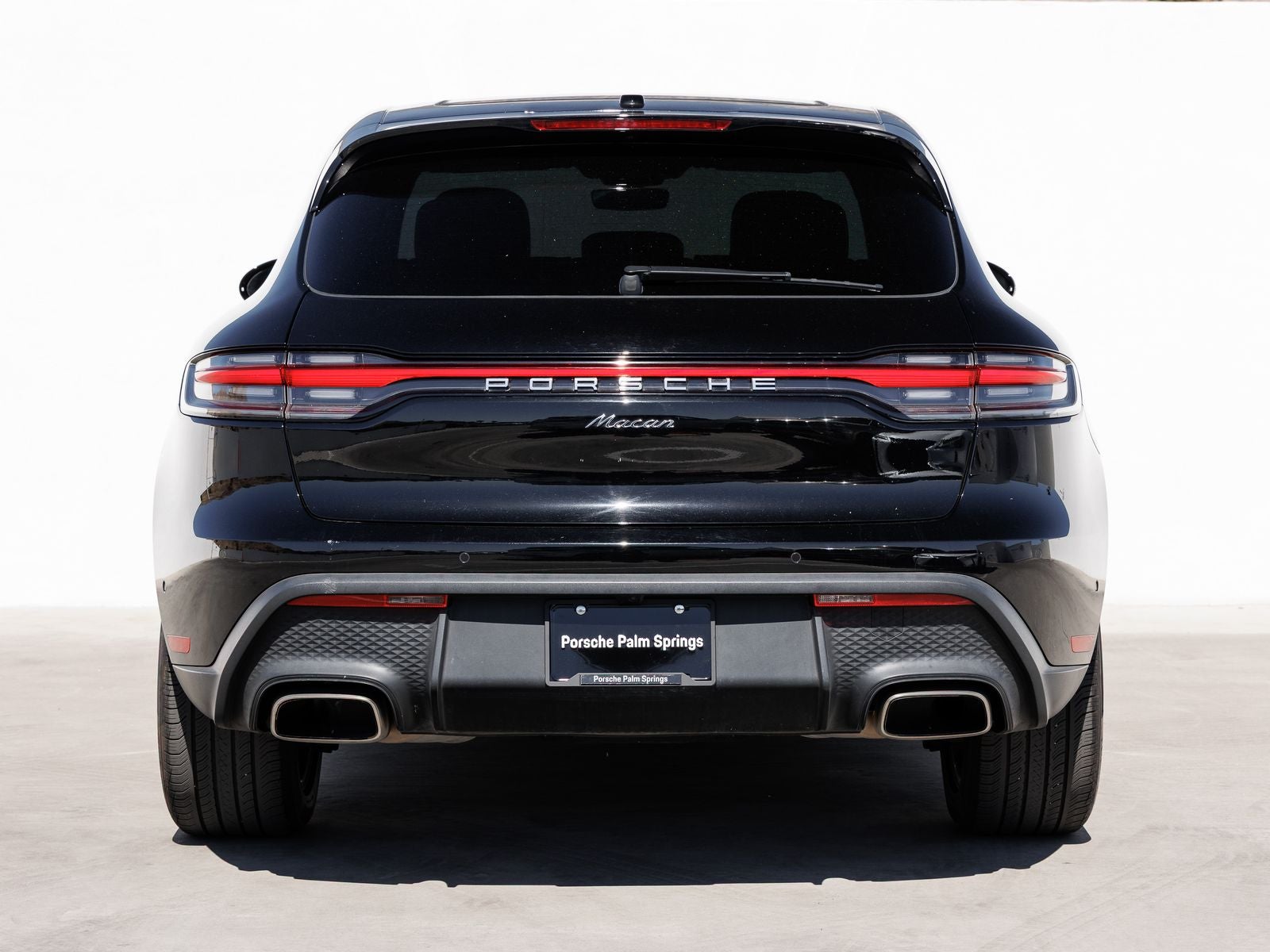 2023 Porsche Macan Base