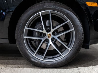 2024 Porsche Macan Base