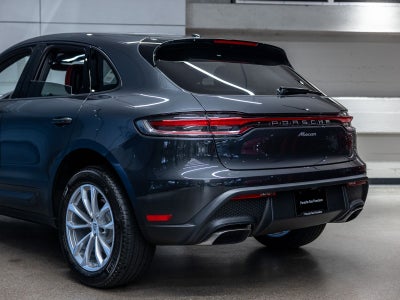 2026 Porsche Macan Base