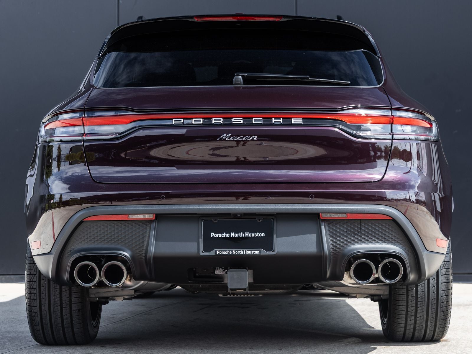 2026 Porsche Macan Base