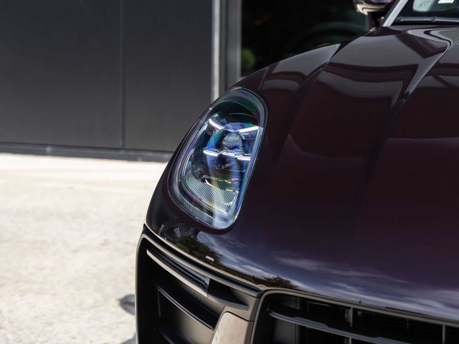 2026 Porsche Macan Base