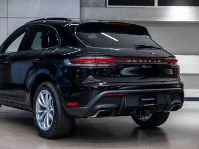 2026 Porsche Macan Macan