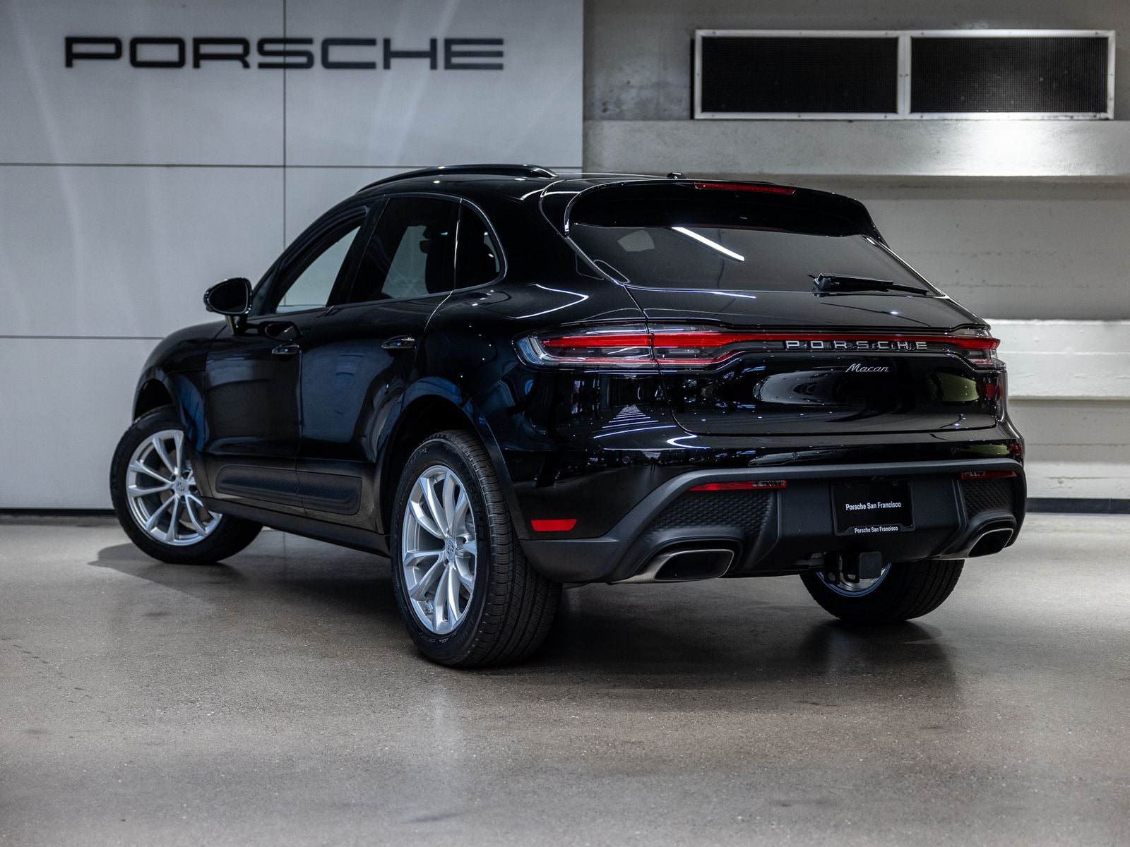 2026 Porsche Macan Macan