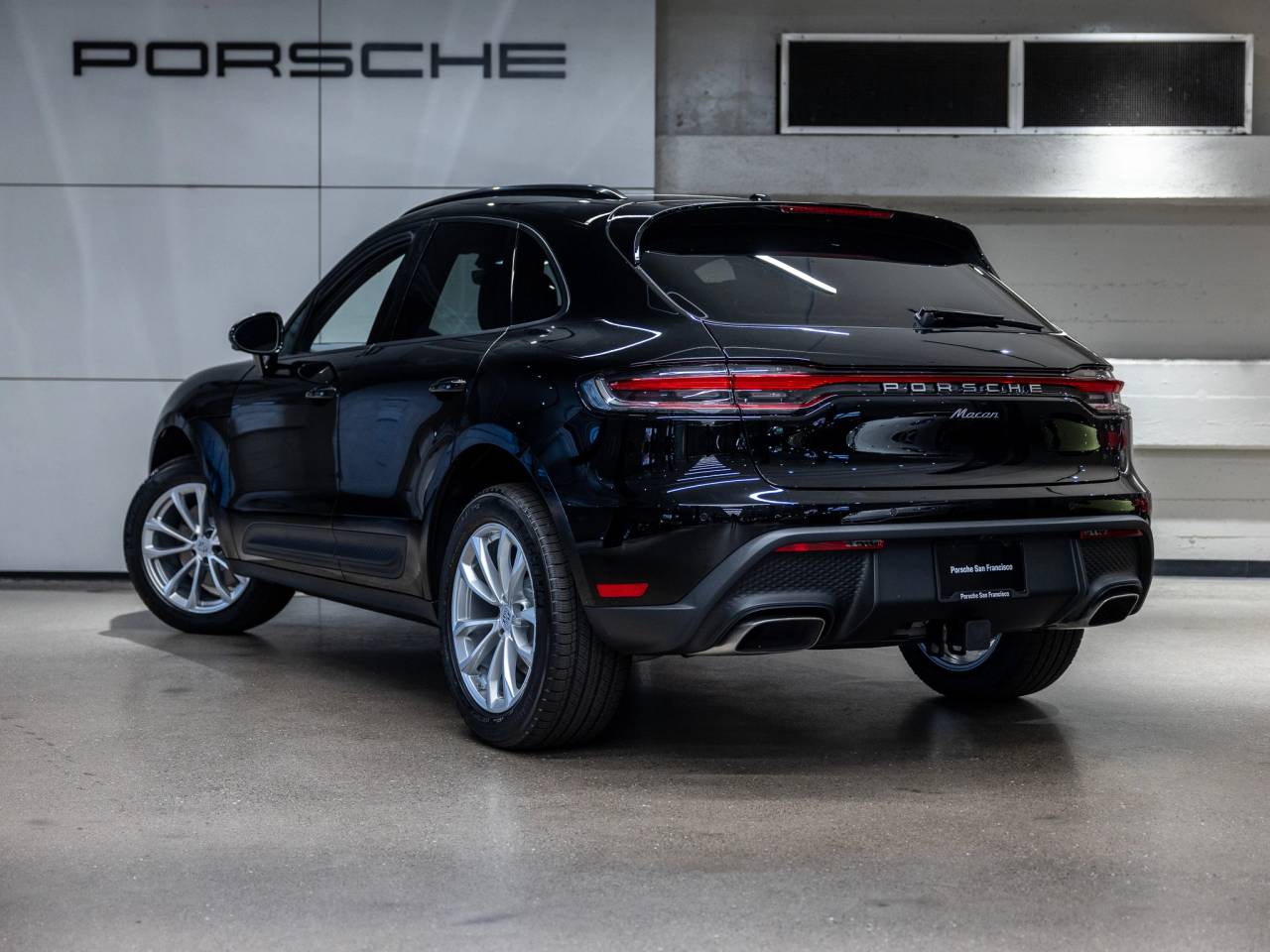 2026 Porsche Macan Macan