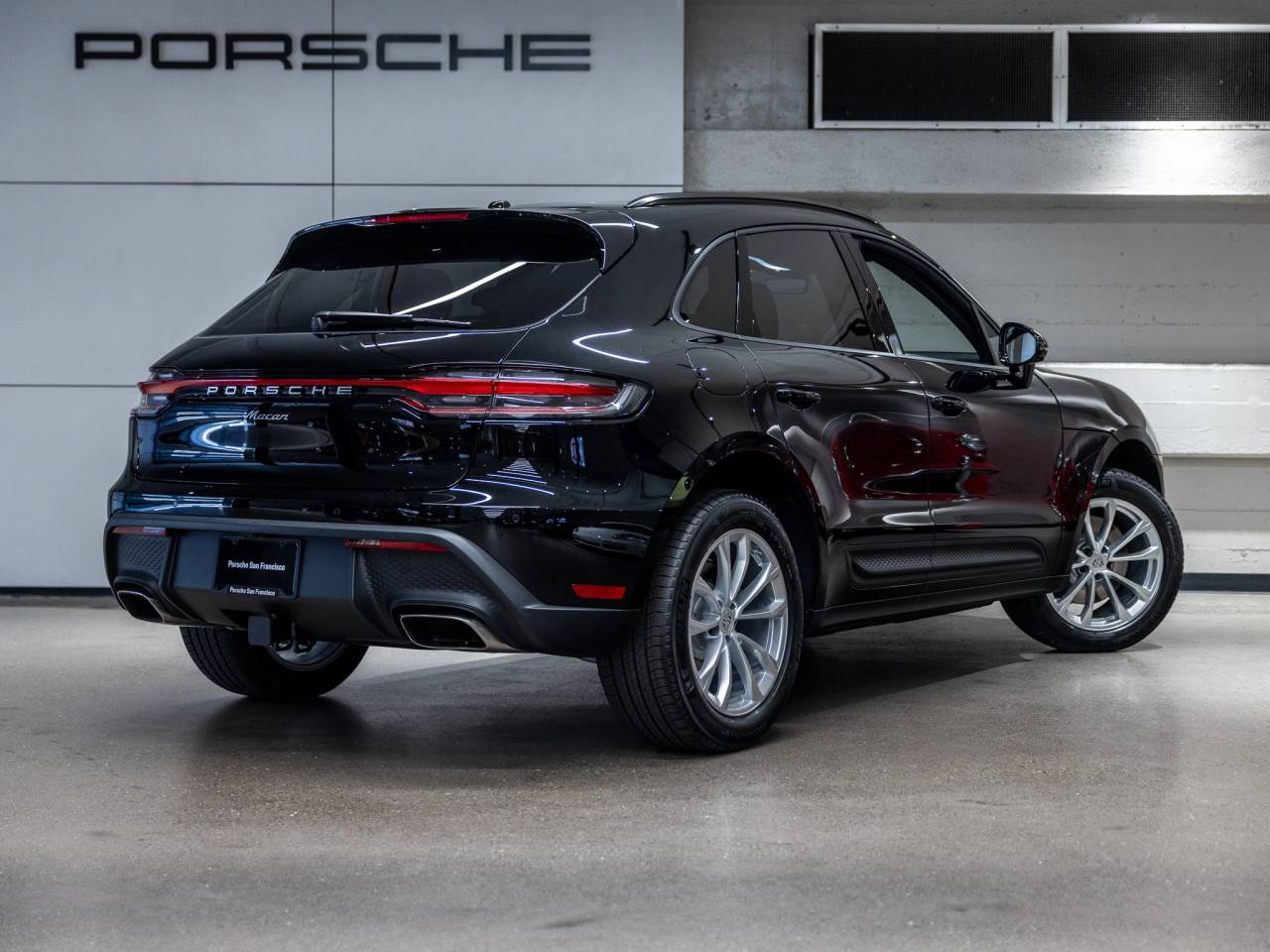 2026 Porsche Macan Macan