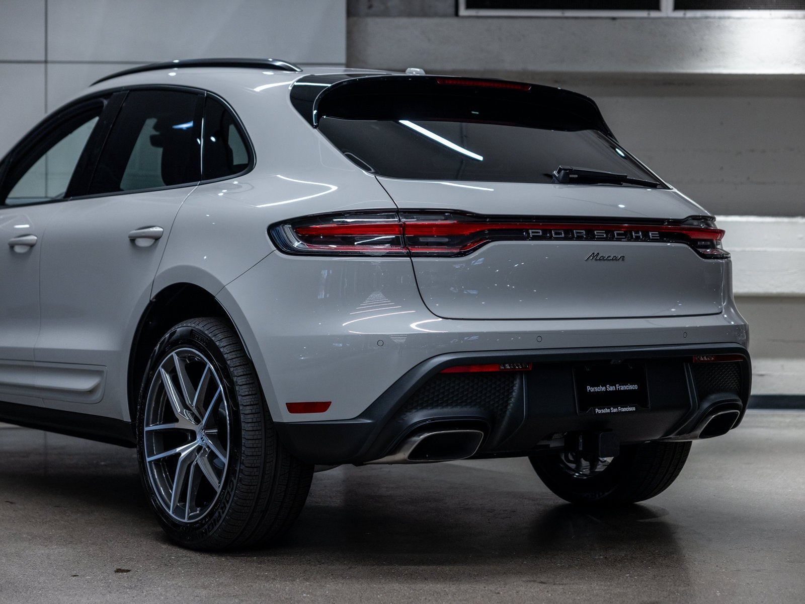 2026 Porsche Macan Macan