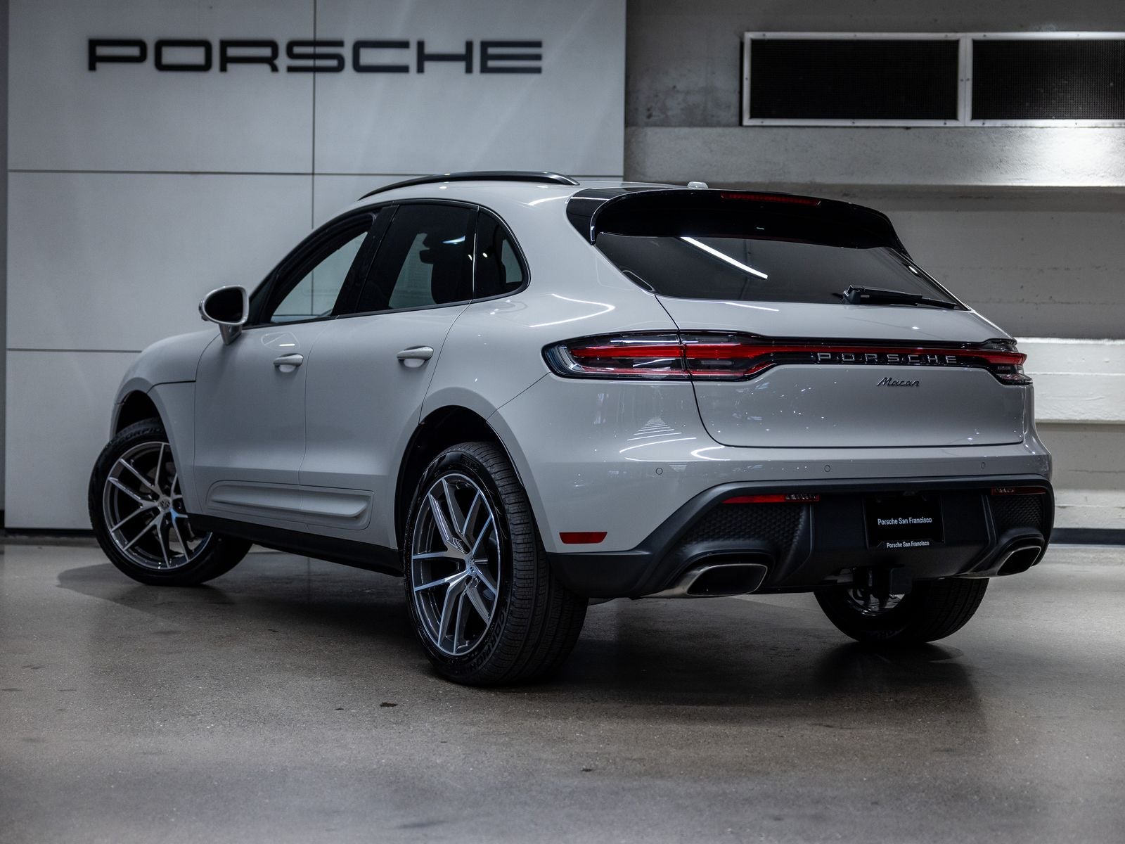2026 Porsche Macan Macan