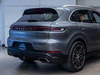 2025 Porsche Cayenne Base