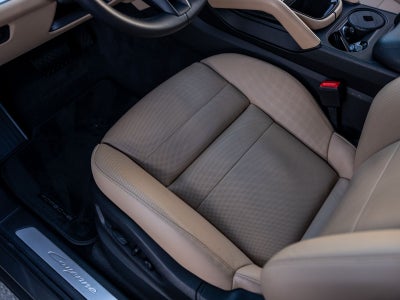2025 Porsche Cayenne Base