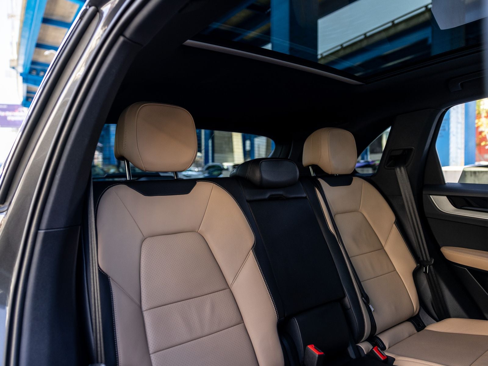 2025 Porsche Cayenne Base