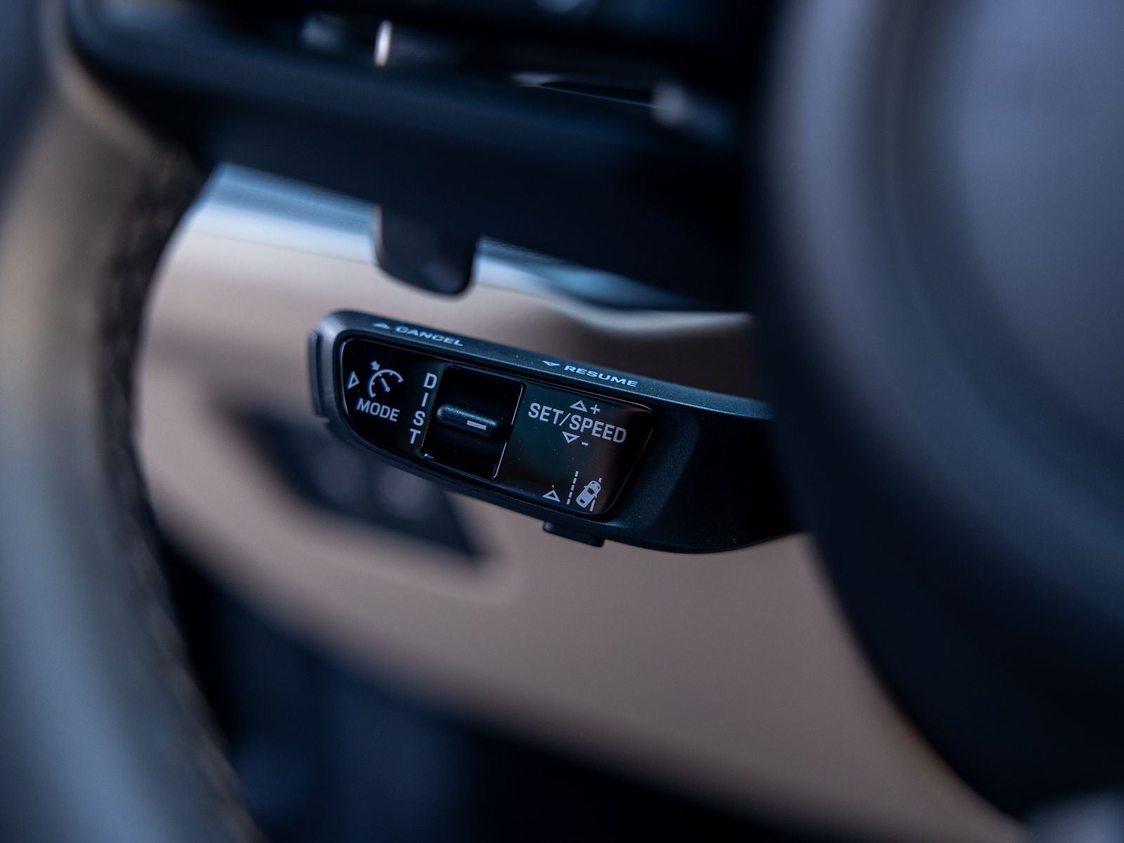 2025 Porsche Cayenne Base