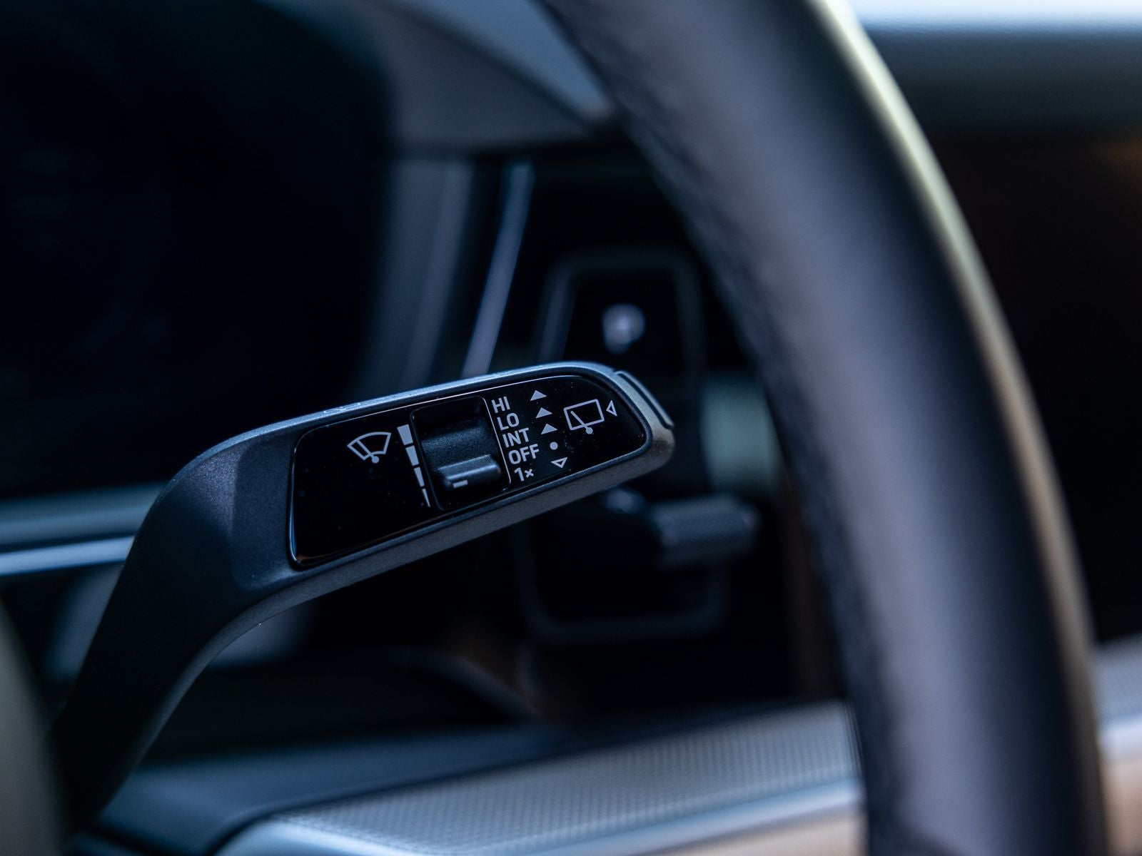 2025 Porsche Cayenne Base