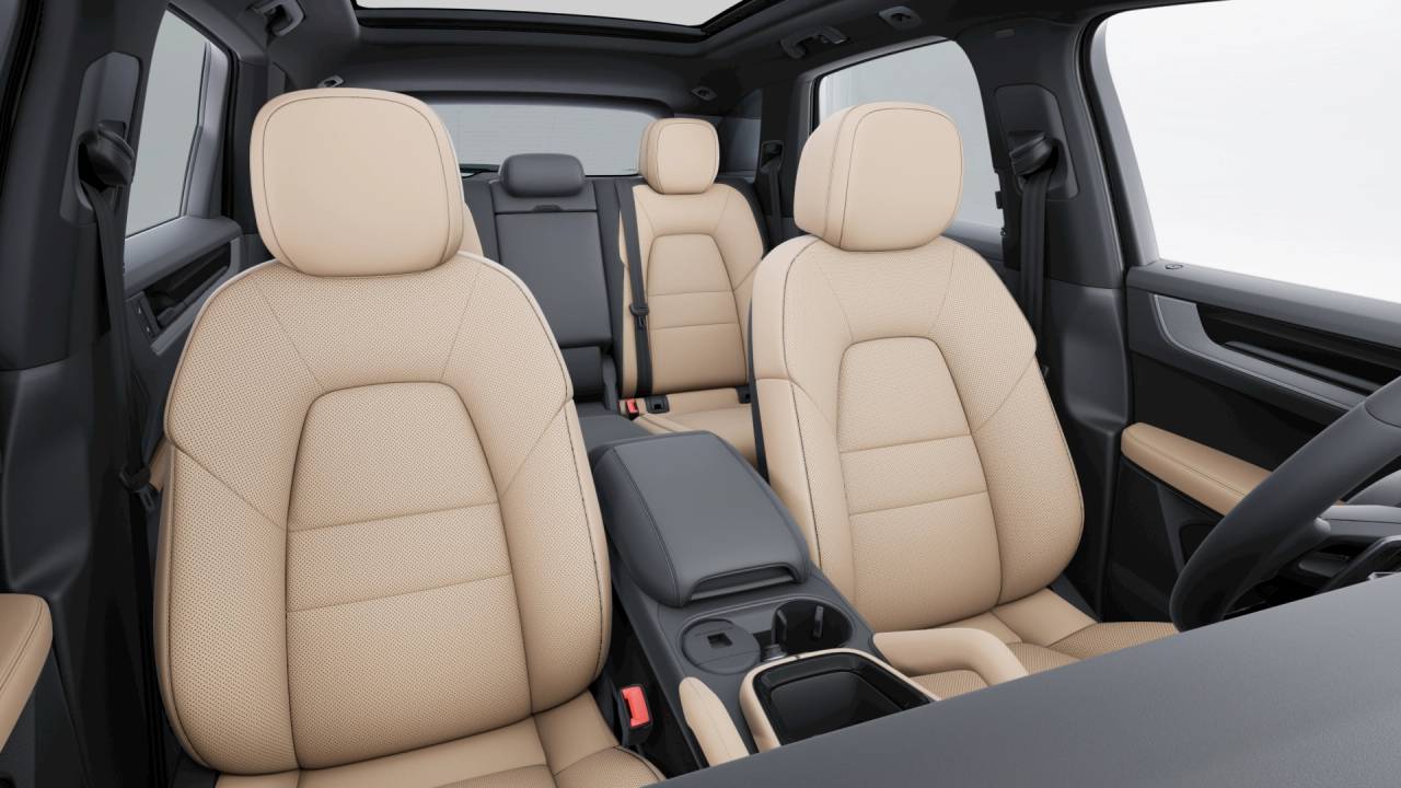 2025 Porsche Cayenne Base