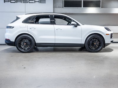 2026 Porsche Cayenne Base