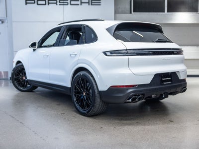 2026 Porsche Cayenne Base