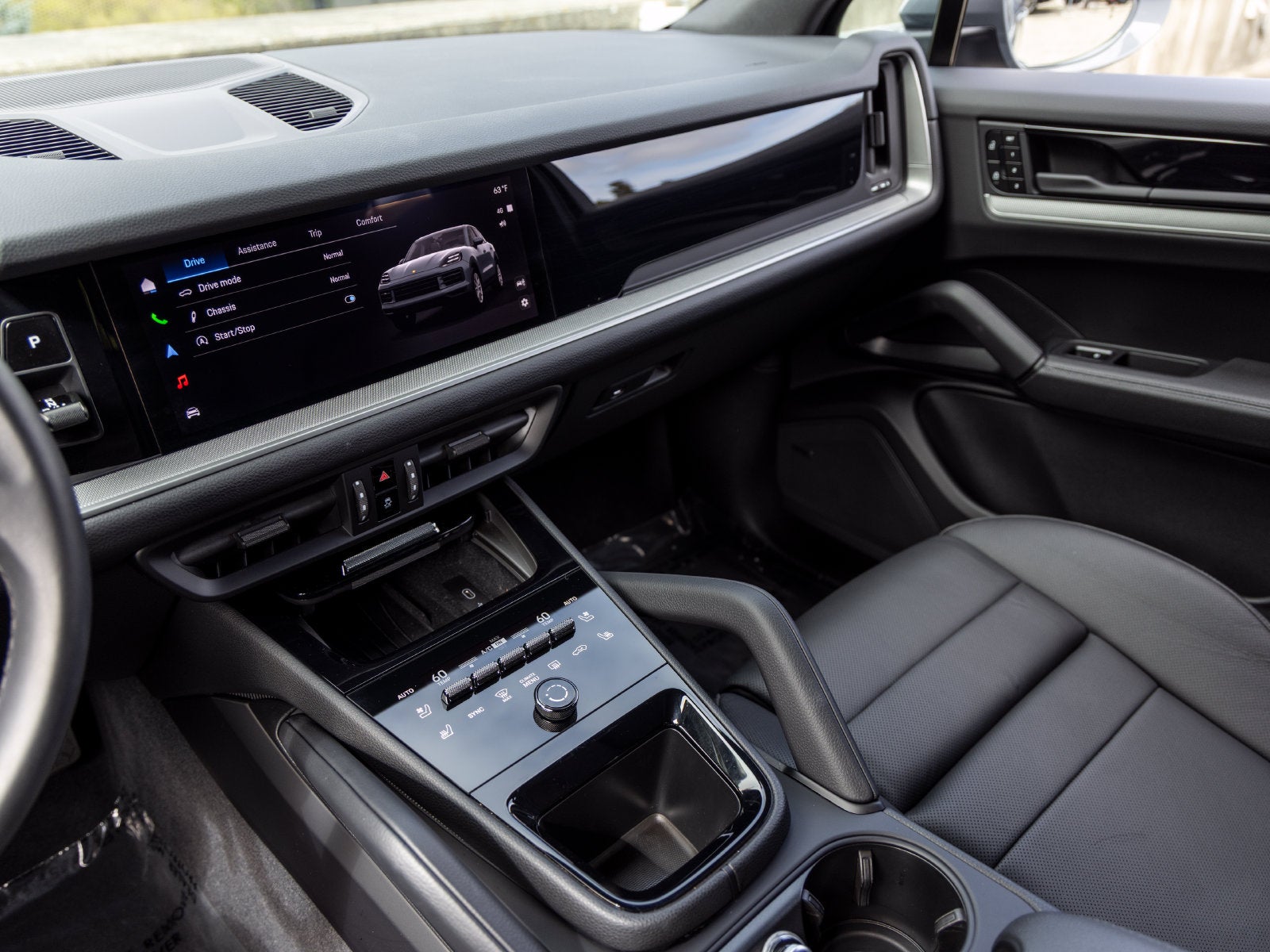 2026 Porsche Cayenne Base