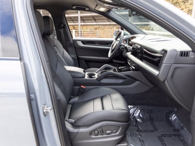 2026 Porsche Cayenne Base