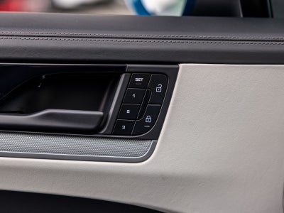 2025 Porsche Cayenne Base