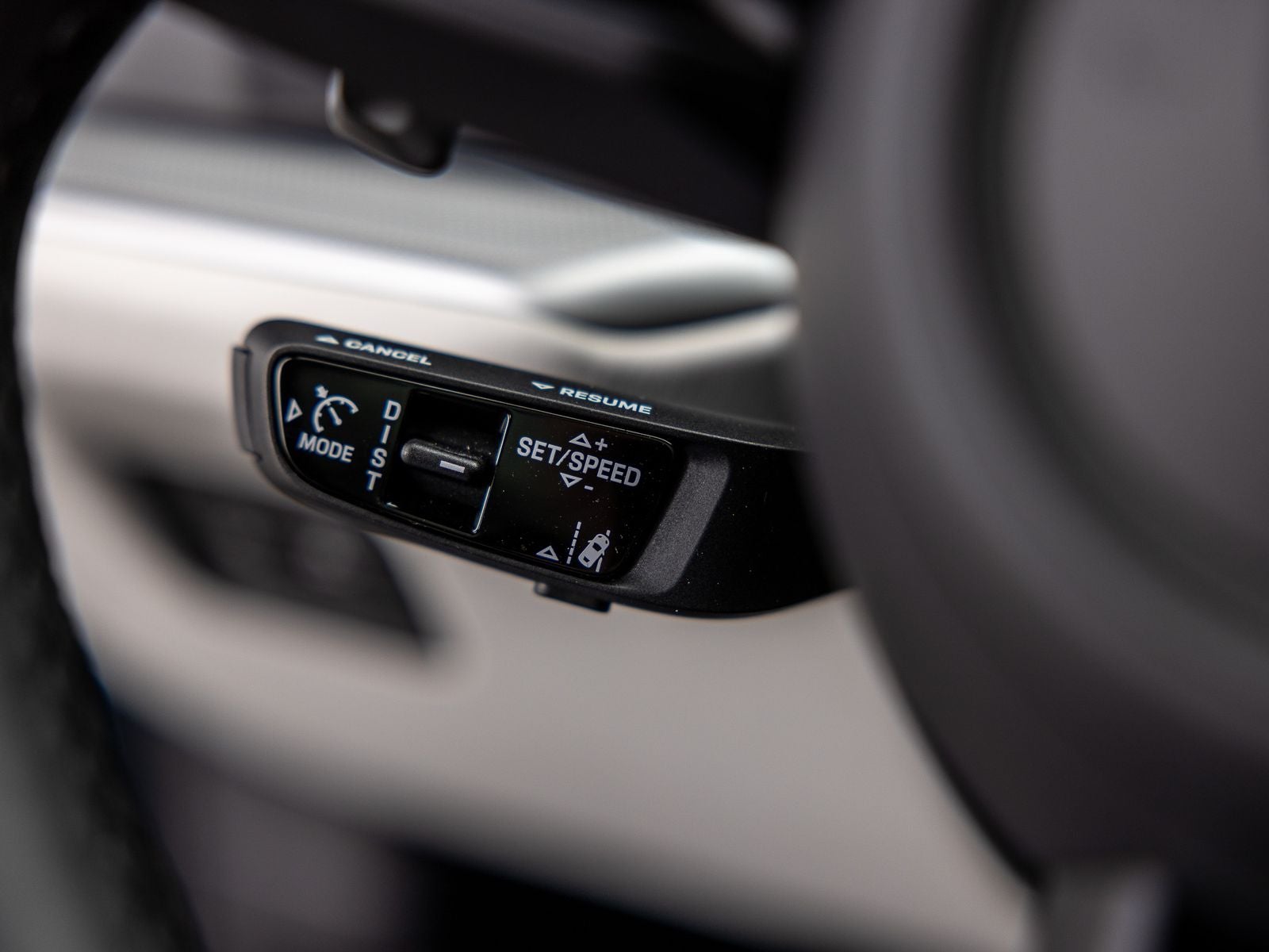 2025 Porsche Cayenne Base