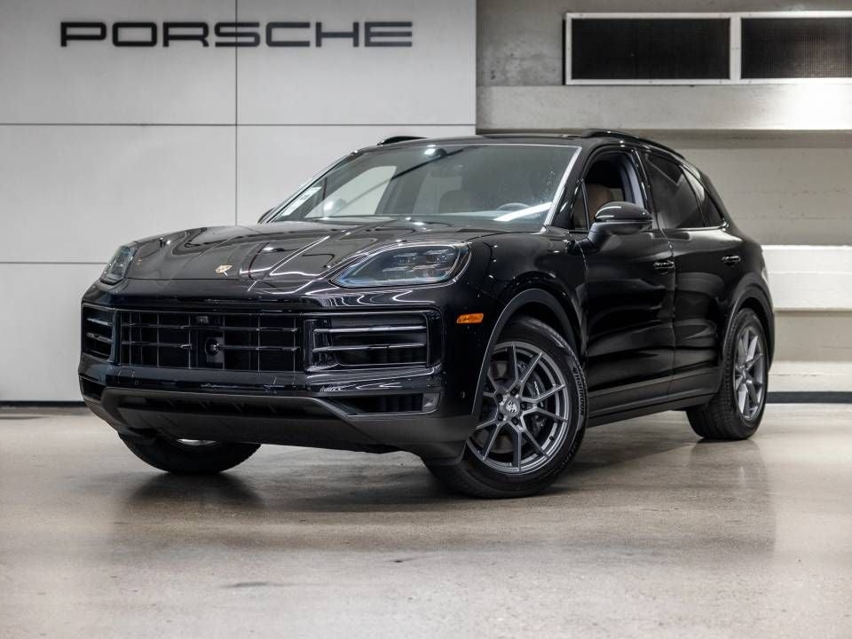 2025 Porsche Cayenne Base
