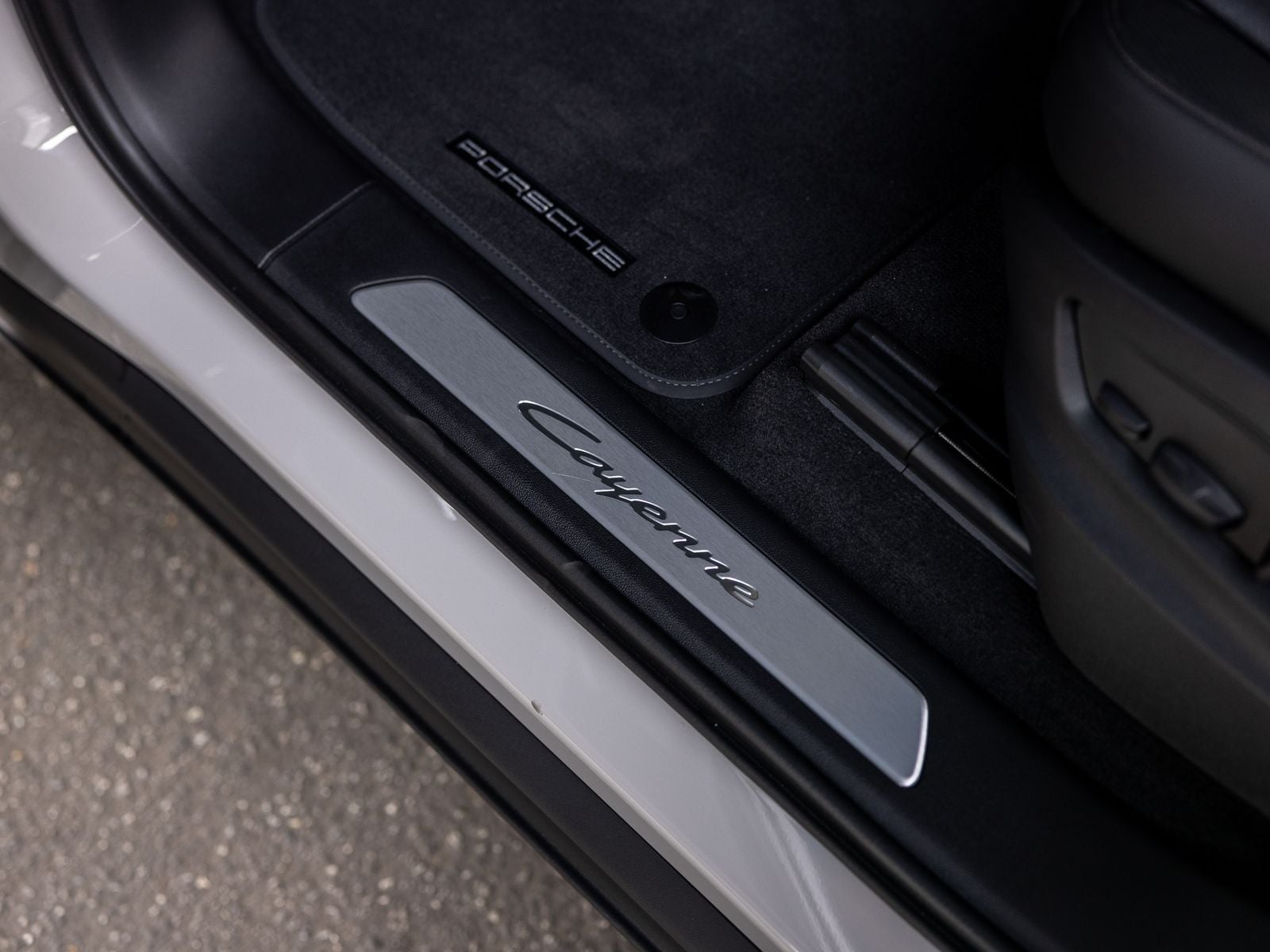 2026 Porsche Cayenne Base