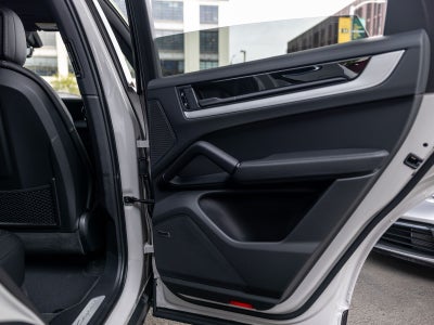 2026 Porsche Cayenne Base