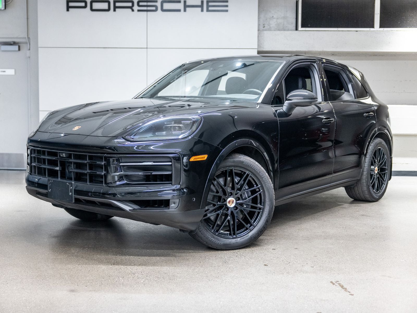 2025 Porsche Cayenne Base