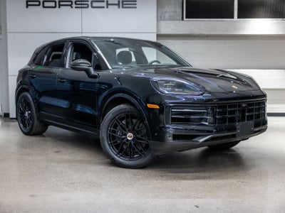 2025 Porsche Cayenne Base
