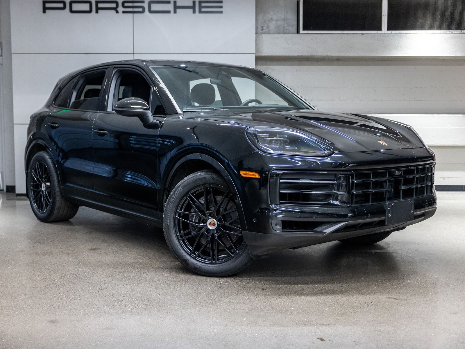 2025 Porsche Cayenne Base