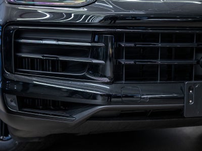 2025 Porsche Cayenne Base
