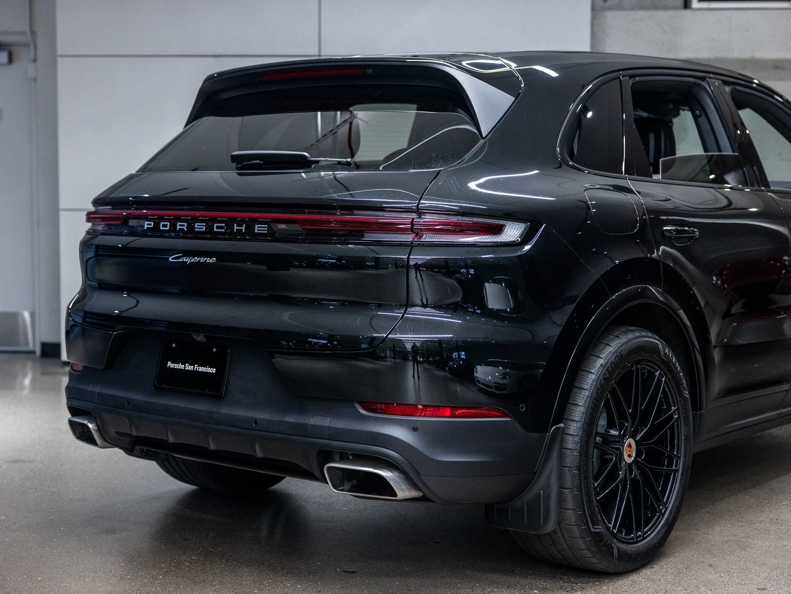 2025 Porsche Cayenne Base
